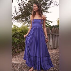 Free People Extratropical Maxi Dress Size Medium
